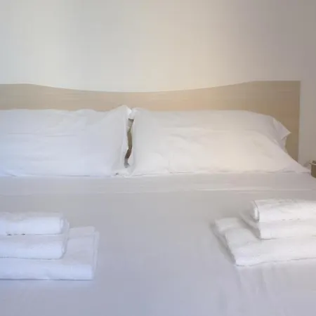 Welcomely - Il Salotto Apartment